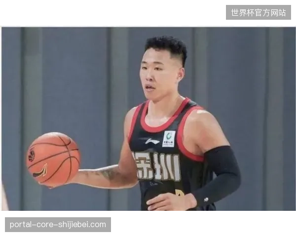 深圳马可波罗进攻依赖外线投射，史密斯与贺希宁构成联盟顶级后场火力